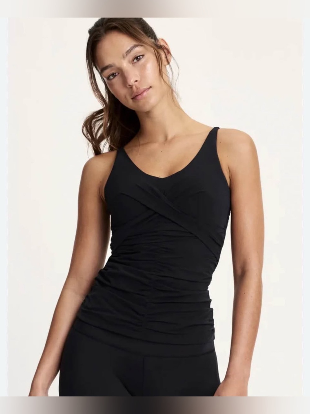 New with tags Knix studio V neck tank